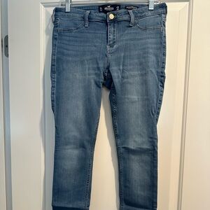 Hollister Women's Blue Skinny Jeans